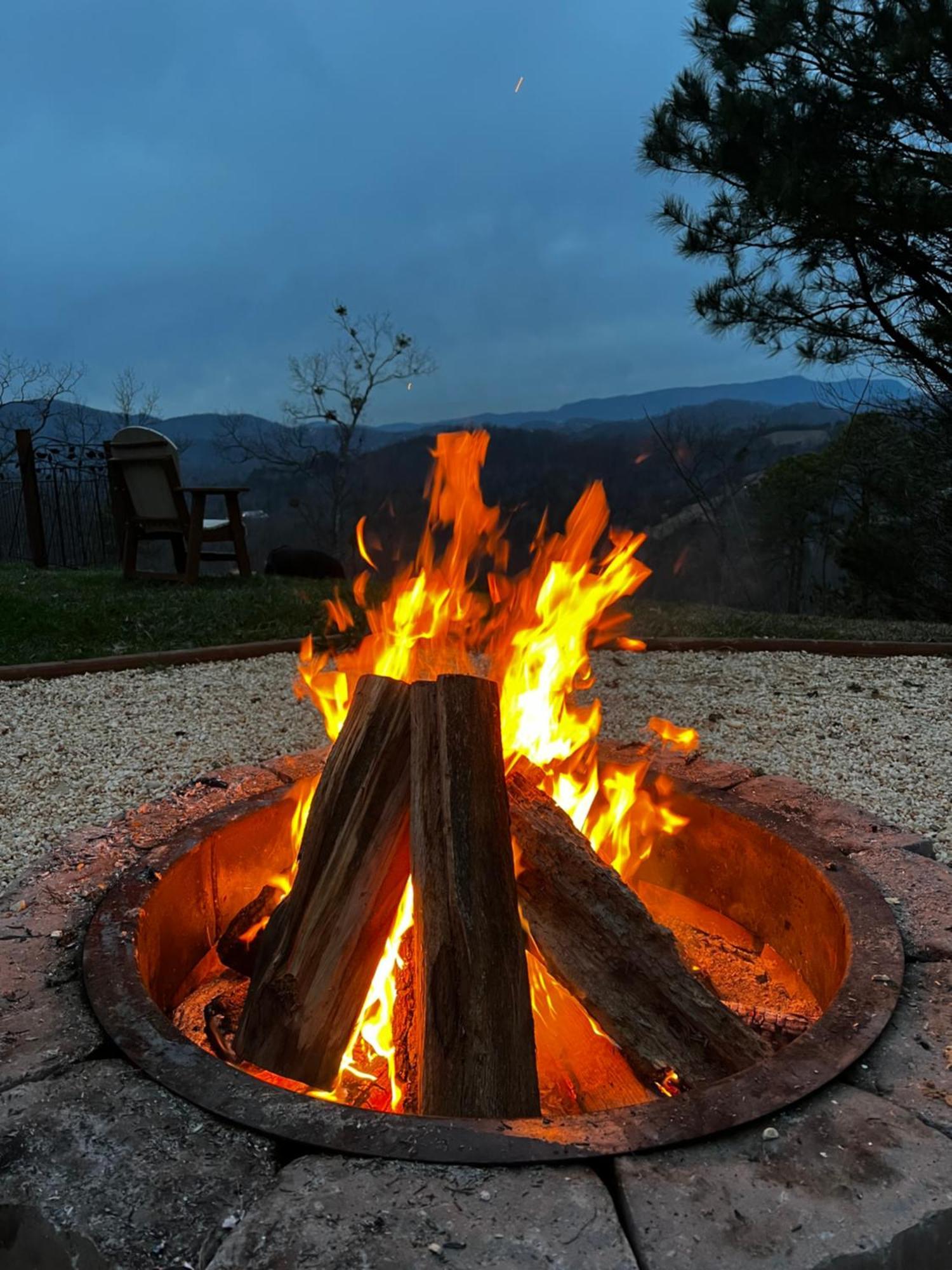 Smoky Best - Glowing Twilight Pigeon Forge Ngoại thất bức ảnh